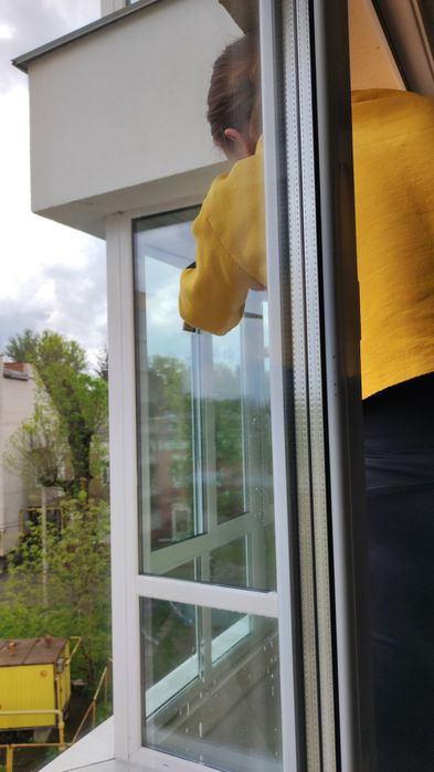 Прибирання квартир,будинків та офісних приміщень  1550 грн