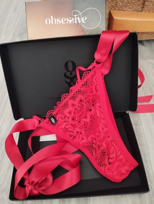 Bielizna Obsessive czerwona Nowa S/M