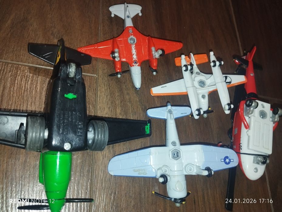 Mattel тачки літачки