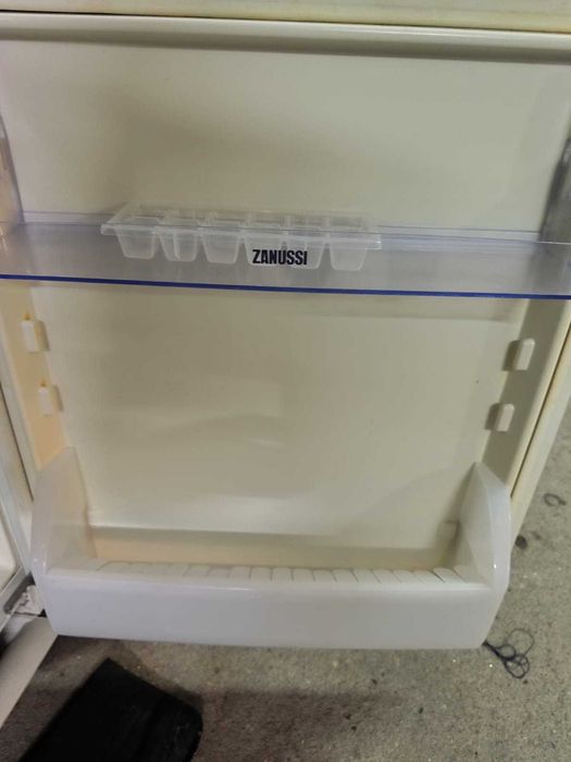 Mini Frigorifico de encastrar Zanussi