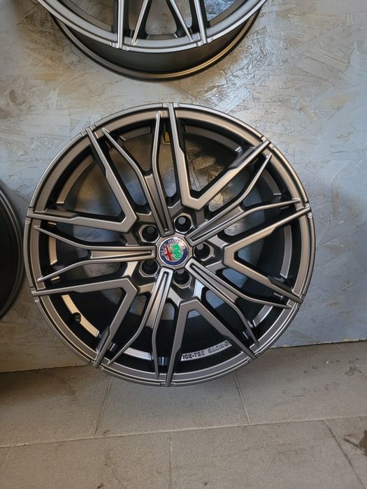 Felgi alu 5x110 19" Alfa Romeo Giulia J9,5/8,5 ET43/35