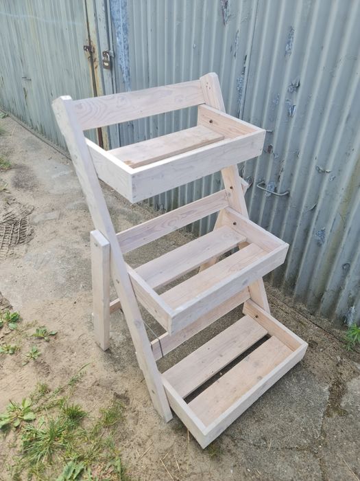 Kwietnik stojacy biały na balkon lub do ogrodu