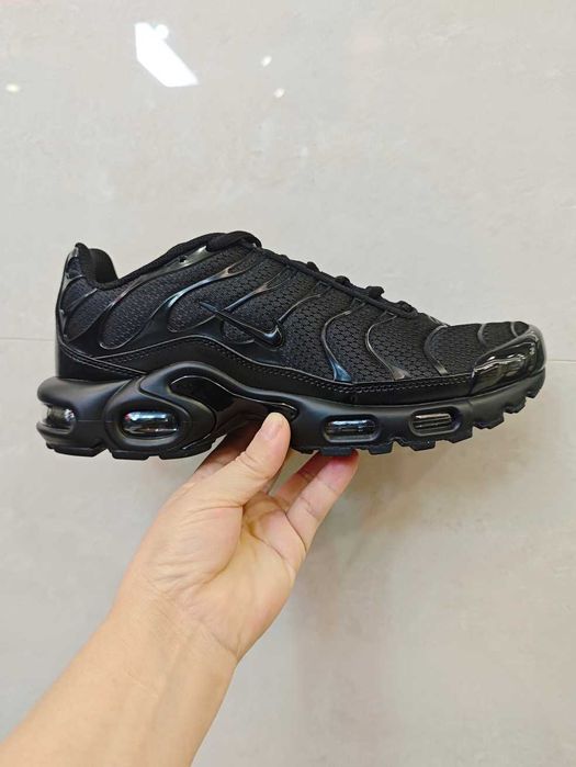 Nike_Air _Max_TN_Plus_Black_ Rozmiar.38