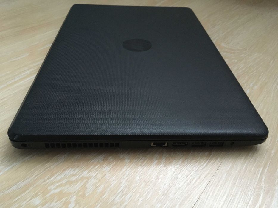 Ноутбук HP 15-bs115dx touchscreen/ i5-8250U /8GB DDR4 / 128GB SSD