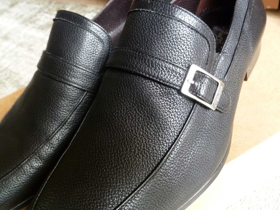 Sapatos clássicos em pele genuína Gino Bianchi