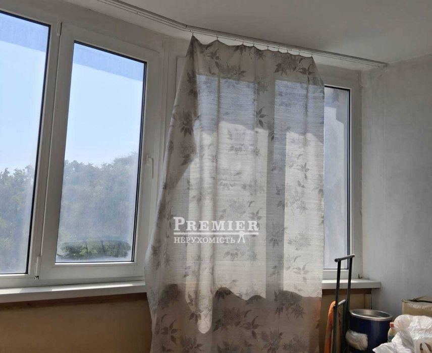 Продам 2-х кімнатну квартиру на Кримській