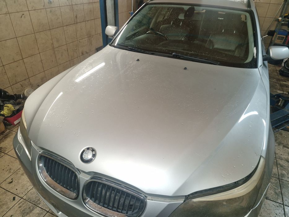 Maska bmw e60 e61 titansilber