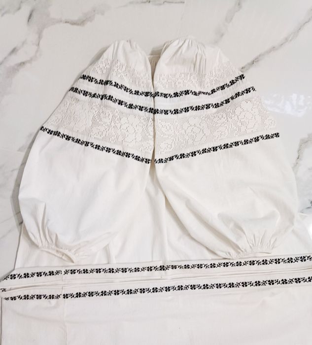 Старовинна сорочка вишита Давня вишиванка Автентична сорочка вишита