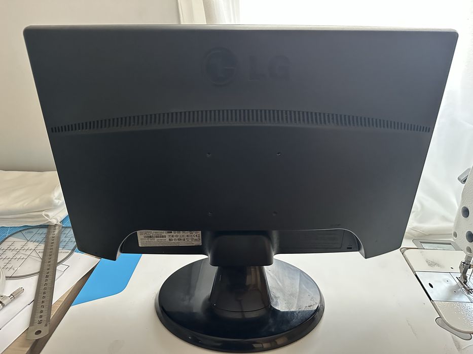 Monitor lg 19 polegadas64564282892419121