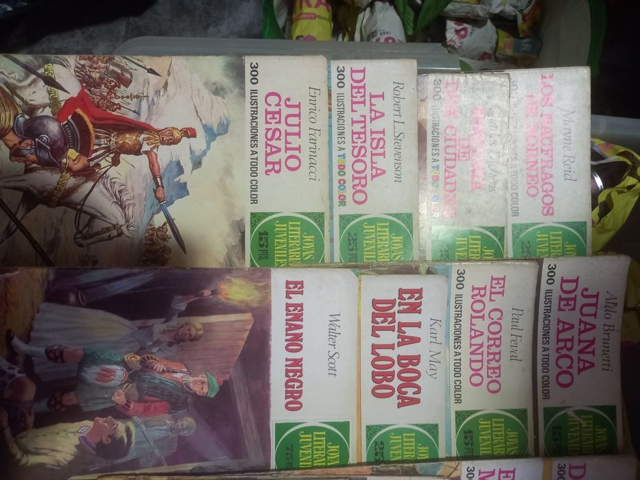 Revistas bd , a cores, contos classiicos ,em espanhol