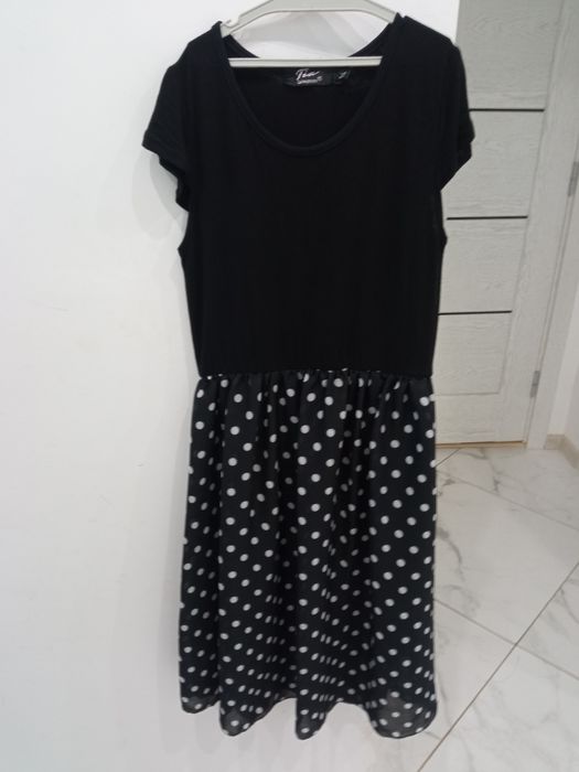 Два гарних плаття