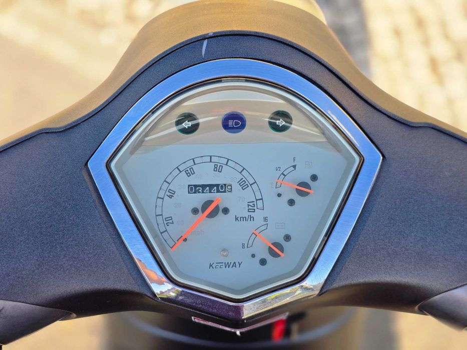 Keeway Zahara 125 + acessórios
