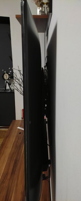 Мега великий LG 4K 75" , SmartTV, YouTube, WiFi, airplay