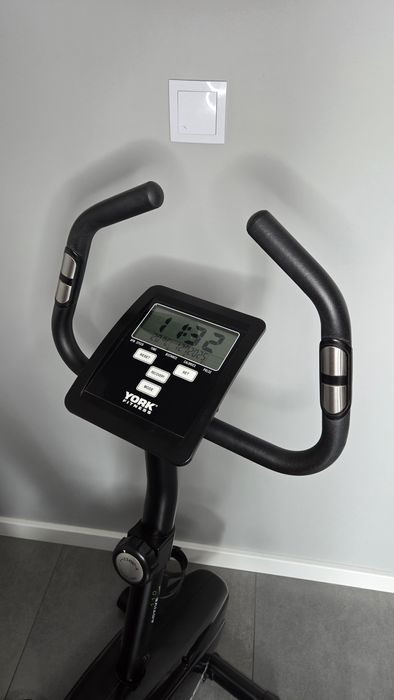 Rowerek stacjonarny magnetyczny York Fitness Active 110