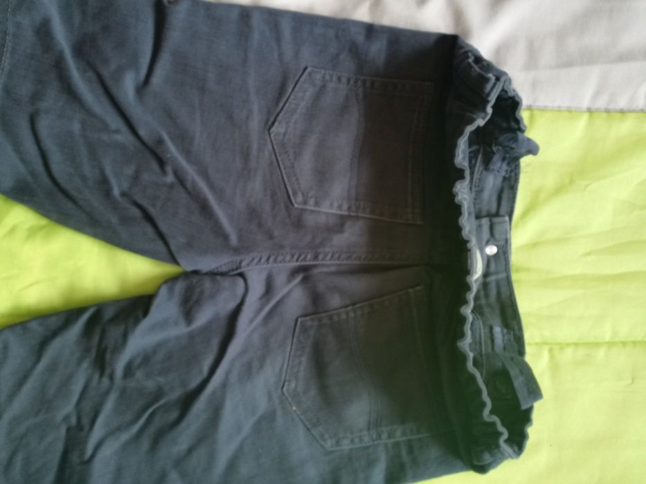 Bermudas em sarja