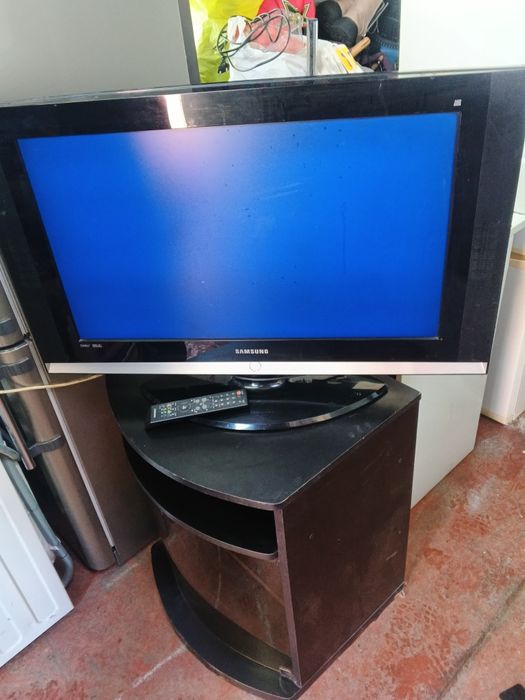Телевизор Samsung 32