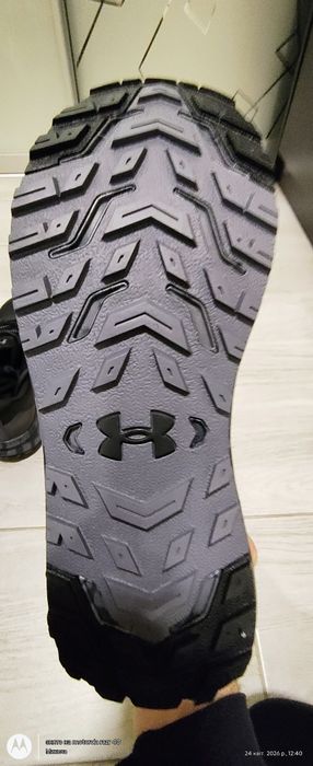 Чоловічі кросівки для бігу Under Armour Charged Bandit