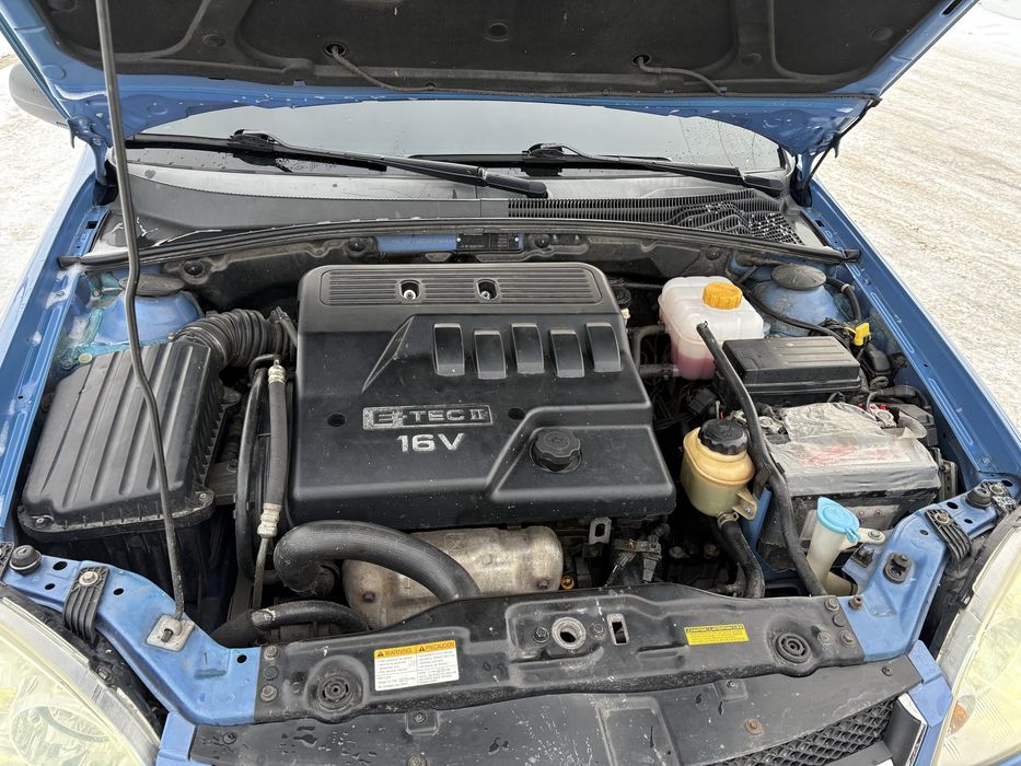 продам машину Chevrolet