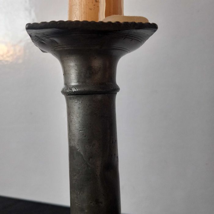 Castiçal em estanho