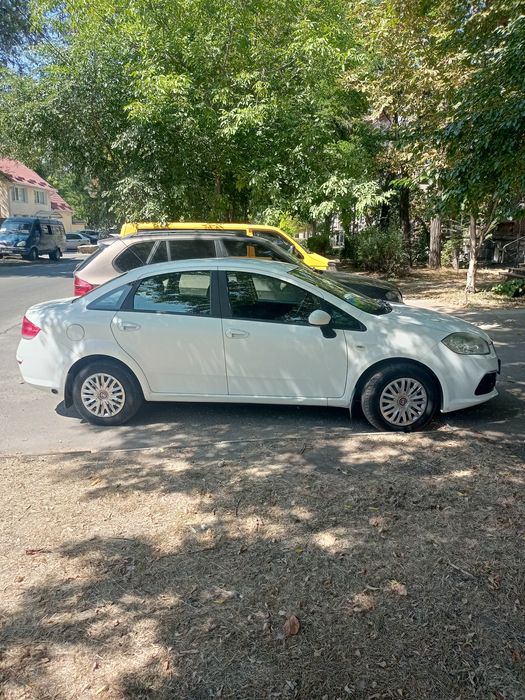 Продам Фіат лінеа на повному боевом ходу