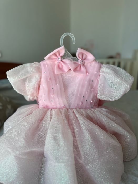 Продам платтячко для дівчинки на 1 рік!