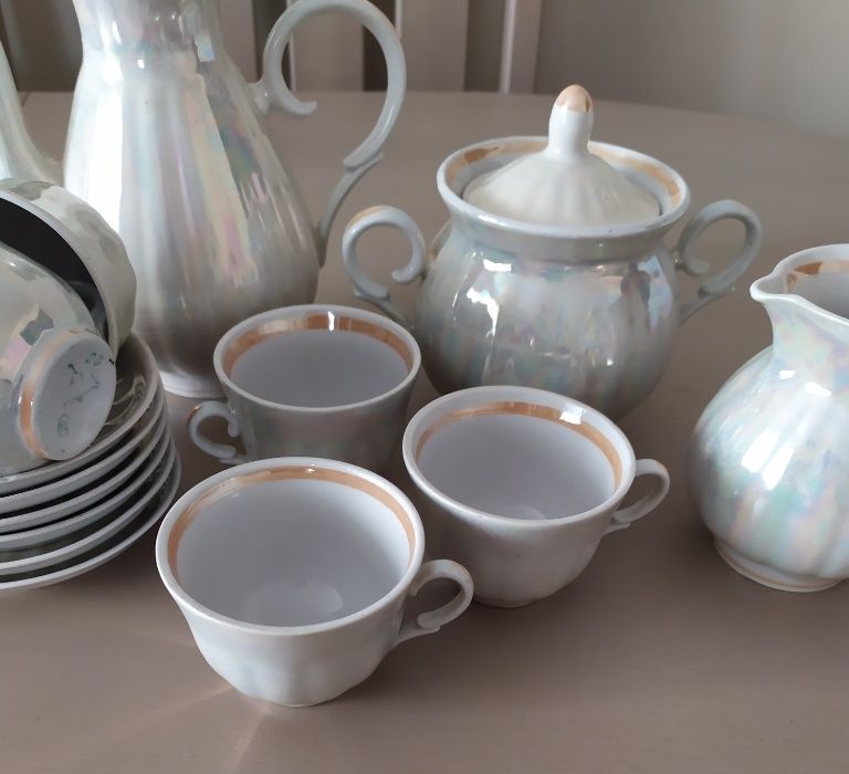 Кавовий сервіз на 6 персон.