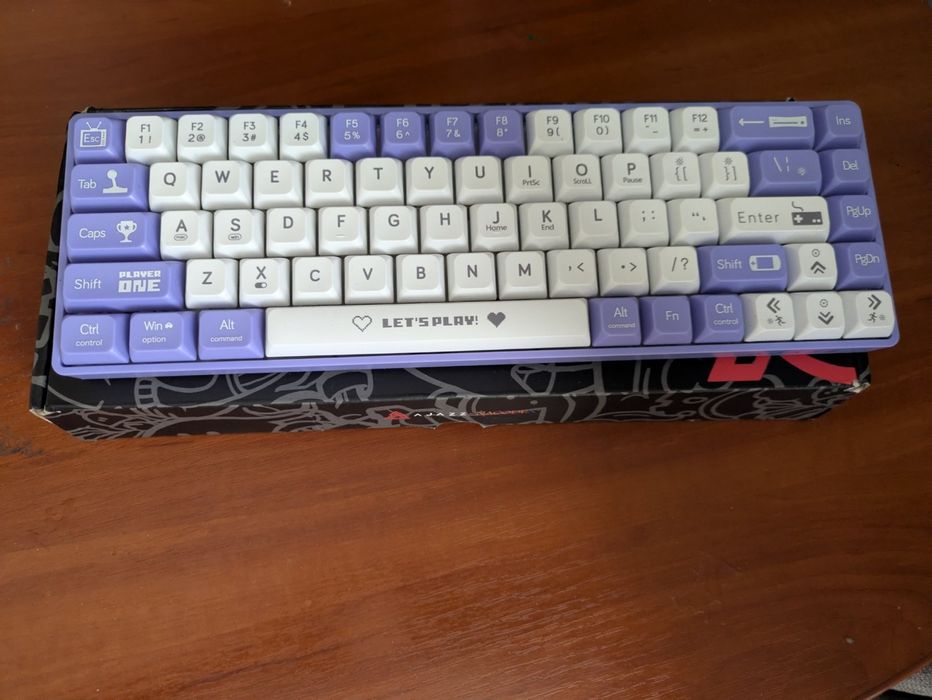 Продам механічну ігрову клавіатуру AJAZZ AK680