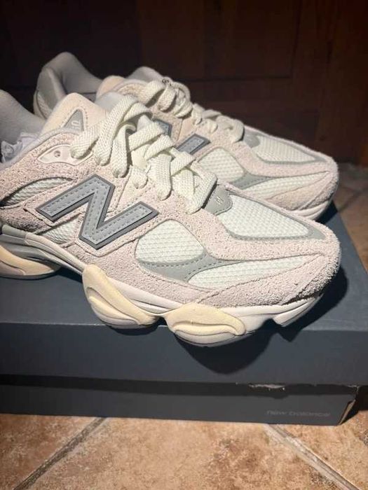 New Balance 9060 Sea Salt Concrete R.42