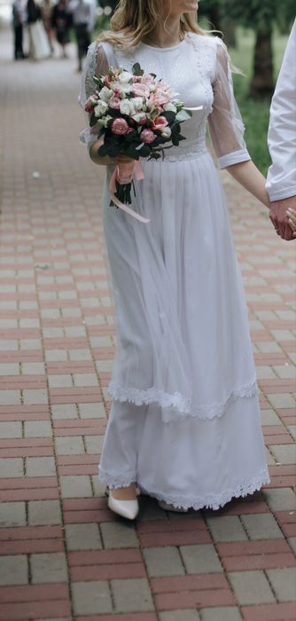 Весільна вишита сукня. Розмір S. 1650 грн.