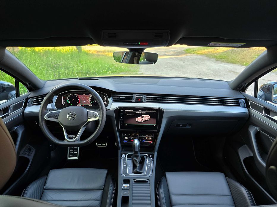 VW Passat R-Line Elegace 2.0TDI 2021