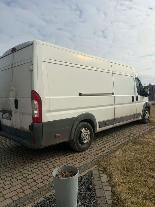 Wynajem busów ,blaszaki i kontenery