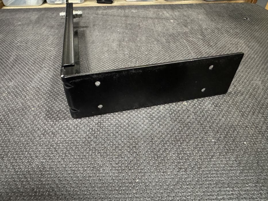 Uchwyt RACK SHURE odbiornik mikrofonu