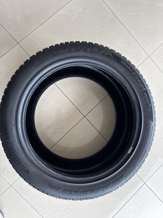 Продам зимові шини різноширокі 275/45 R20 і 305/40 R20 Hankook