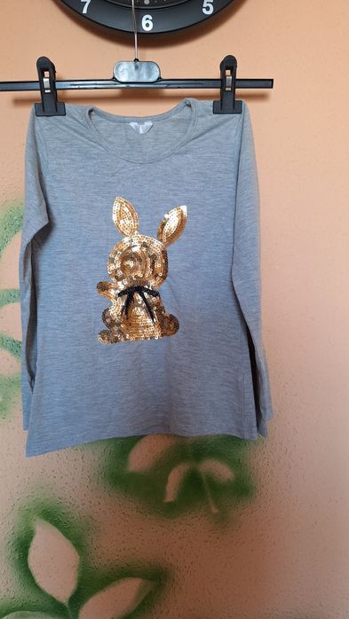 Bluzka dla dziewczynki (rozmiar 116/122)