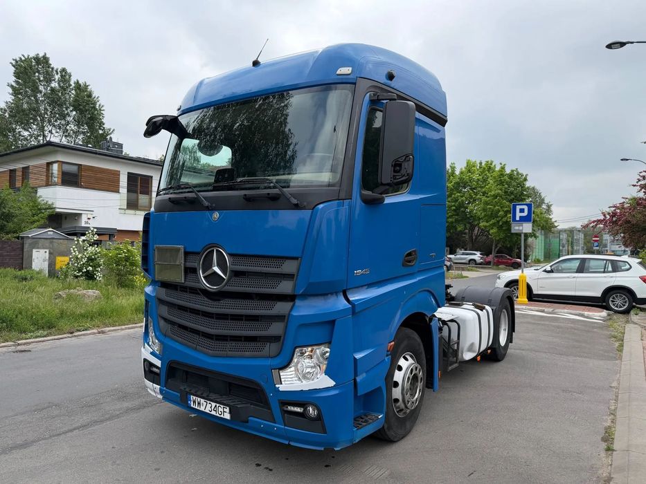 Mercedes-Benz Actros 1843  Mercedes-Benz Actros 1843, Hydraulika do cysterny
