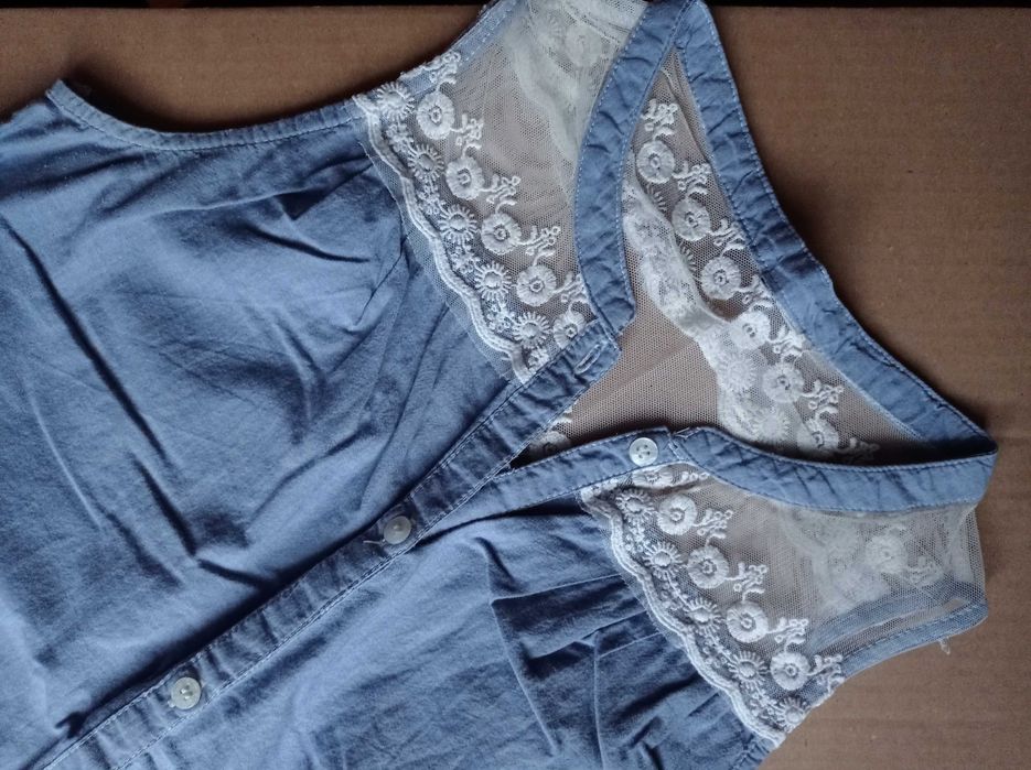 Bluzka na lato, Stradivarius