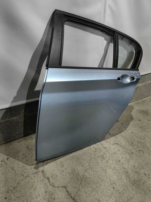 Porta traseira esquerda azul BMW serie 1 F20