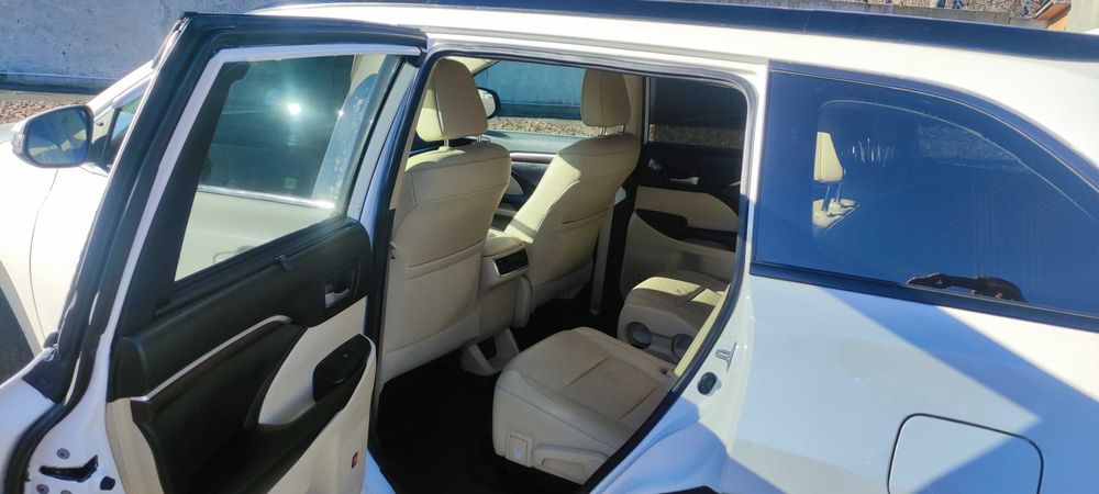 Toyota Highlander Limited 2016 hybrid