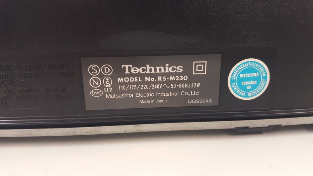 Magnetofon  kasetowy  Technics RS-M230 Japan