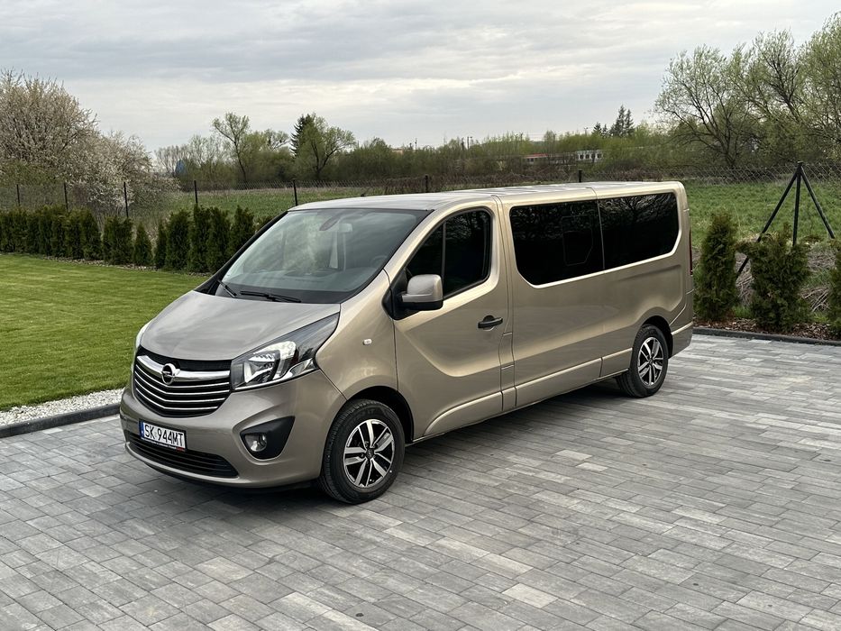 Wynajem Bus 8 9 osobowy Renault Trafic Long wolne terminy wakacje  26