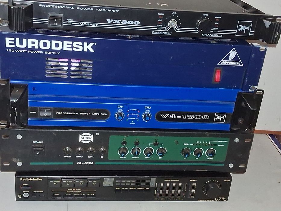 Усилитель звука vx300 . v4-1800 . одисей-у-010 .дека tascam 202 mk111