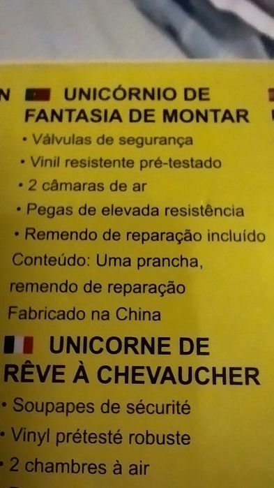 Boia Unicórnio piscina Novo