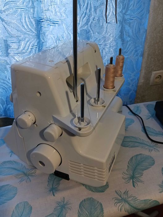 Оверлок Jaguar GT 970 новый