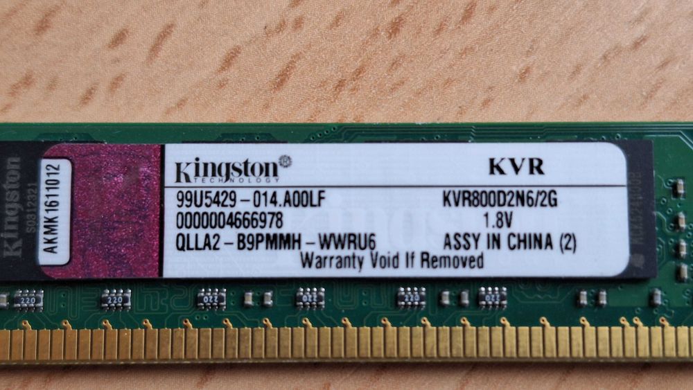 Kingston Computer Memory - 1GB and 2GB64752170945410122