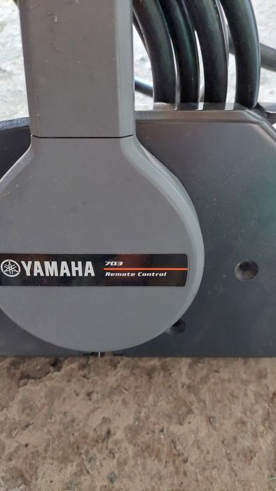 Vendo caixa de comandos e manómetro yamaha