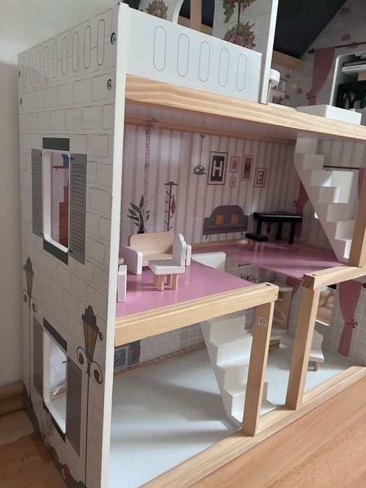 Domek dla lalek z mebelkami duży, Wrocław