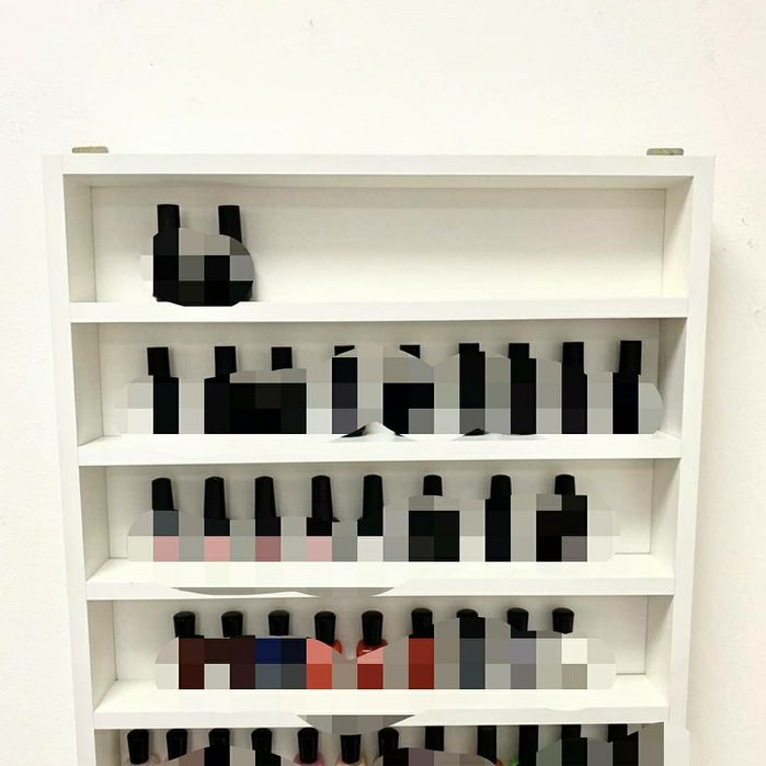 Полка под лакиподставка под руку