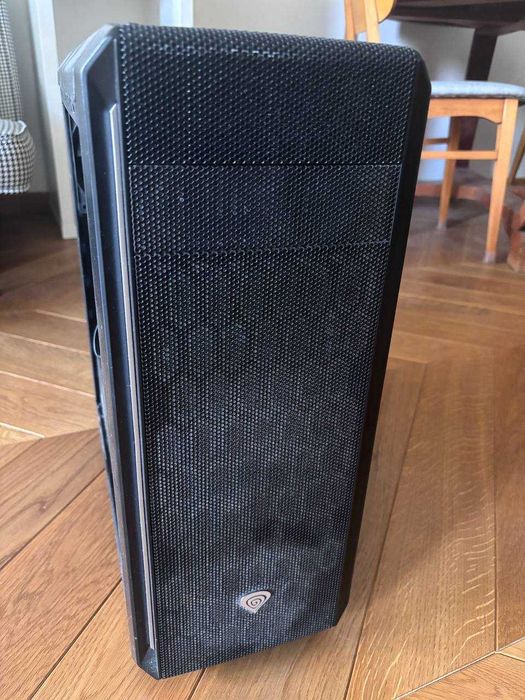 Komputer Gamingowy PC – RTX 3070 / i7-8086K / 32 GB RAM / 1 TB SSD M.2