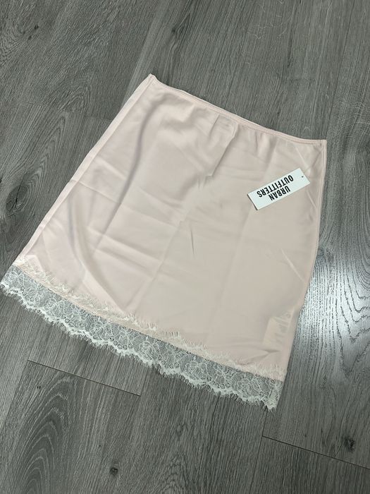 Шовкова спідниця Urban Outfitters з мереживом (нова з біркою), XS