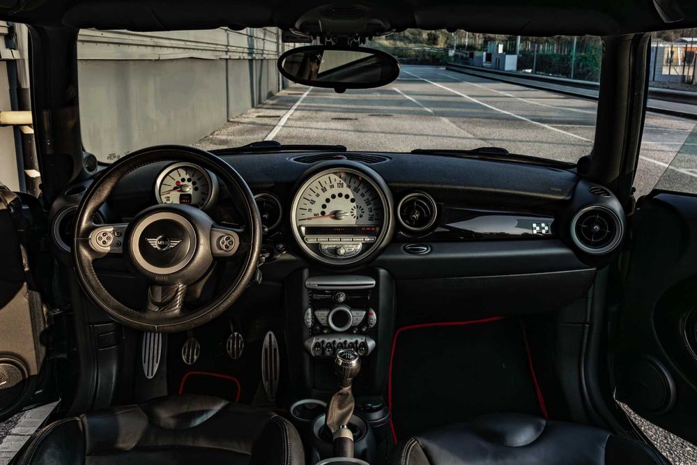 Mini Cooper John Cooper Works - Nacional